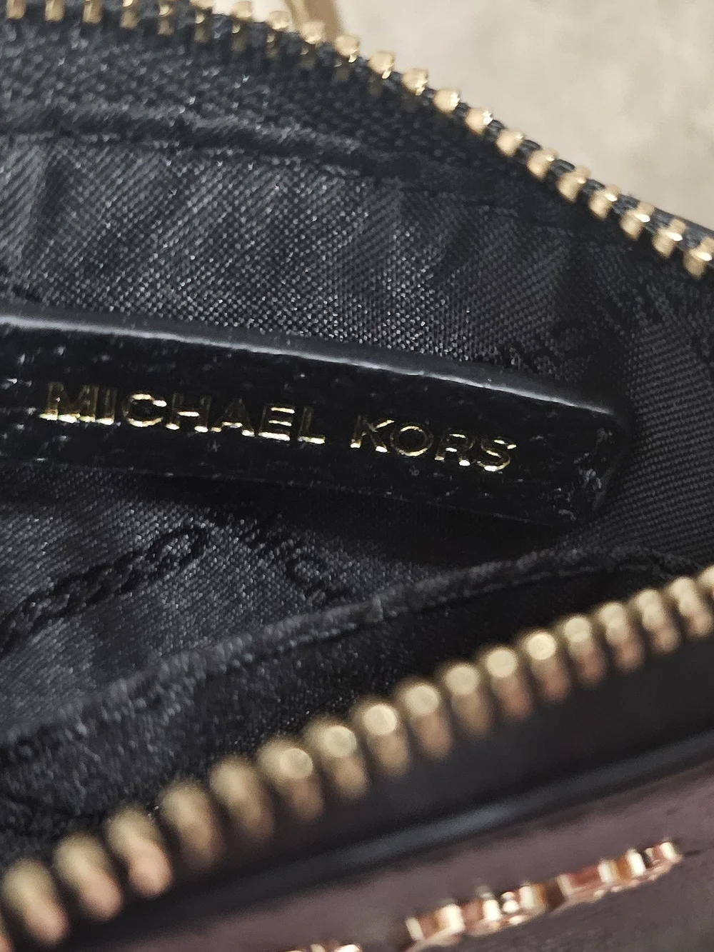 MICHAEL KORS Black Leather Wristlet Card Case